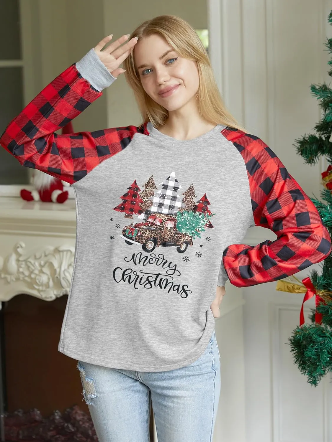 Binshre Merry Christmas Shirts for Women Christmas Tree Sweatshirts Funny Plaid Holiday T Shirt Snowflake Long Sleeve Tops